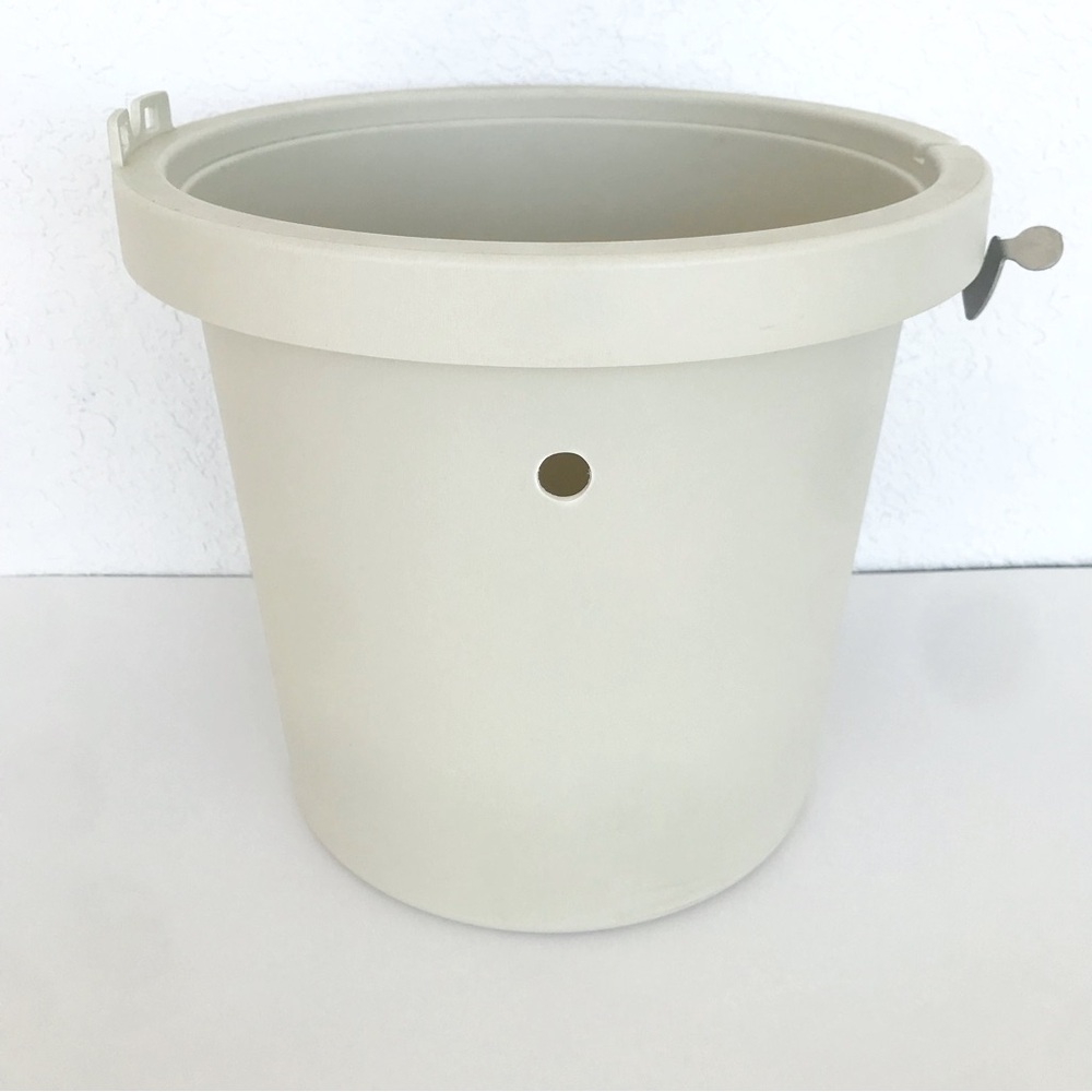 Rival 4 QT Ice Cream Yogurt Maker Ice Bucket Model 8401 Replacement Tub Only USA